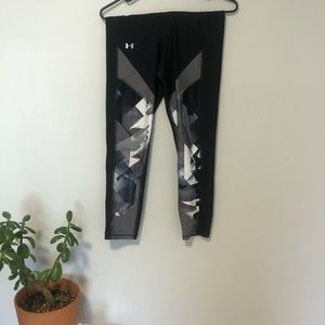 Under armor cropped leggings